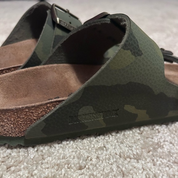 BIRKENSTOCK Women’s Arizona Birko-Flor Sandals-Desert Soil Camo Green Size 6-6.5 - Picture 3 of 13